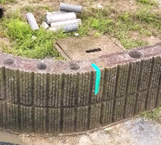 江津市で施工した木調フェンスの外構リフォーム