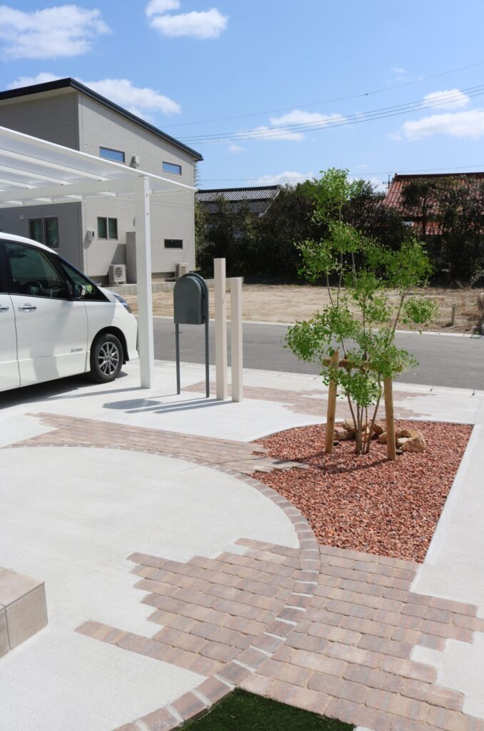 江津市 外構リフォーム カーポートと玄関アプローチ施工