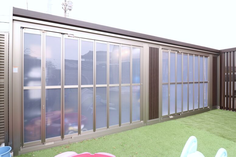 江津市 外構リフォーム バイクや趣味用品を収納したガレージ